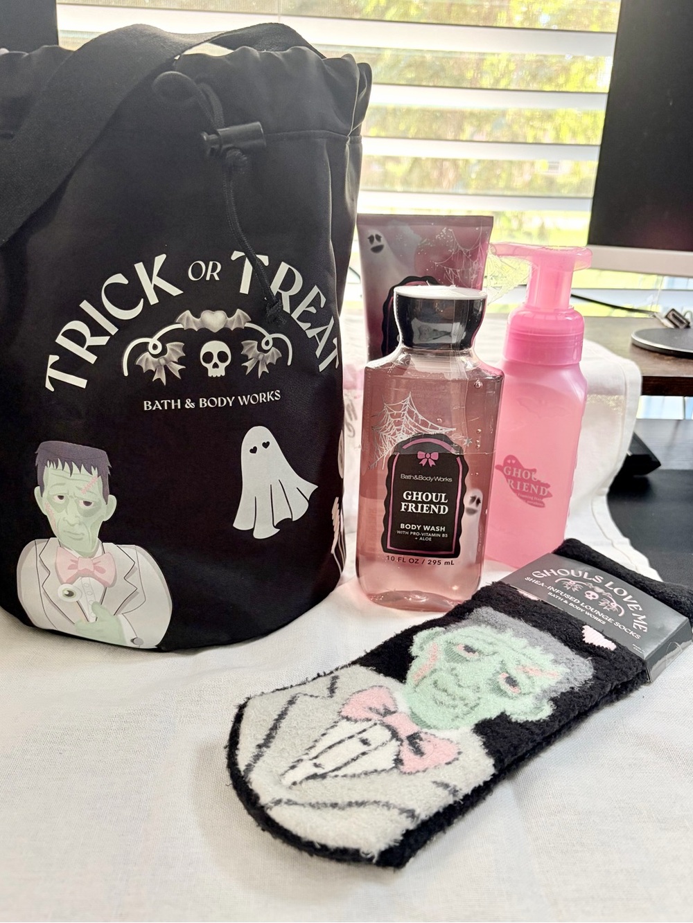 Bath & Body Works Pink Ghoul Friend 5 Piece Body Wash Gift Set